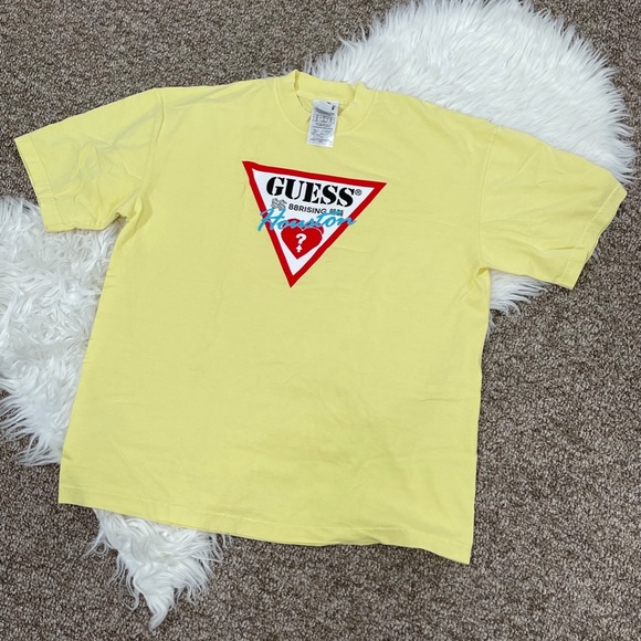 Guess x 88rising collab T-shirt in Yellow Men's - Picture 1 of 10